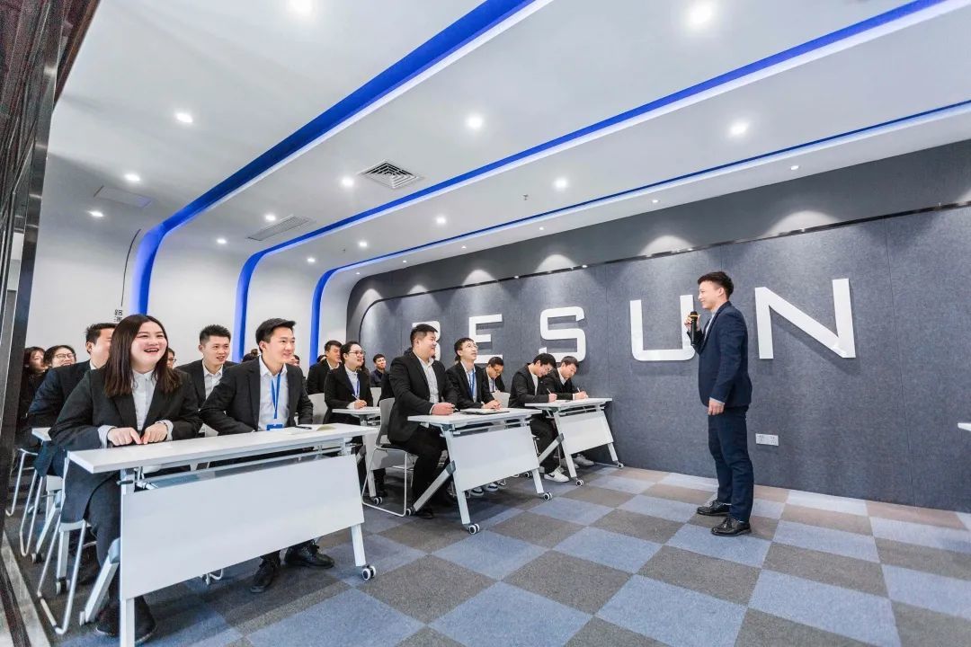 賦能企業(yè)數(shù)字化丨北盛科技與華商德瑞攜手推動APP開發(fā)一期應用成功上架